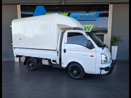 BUY HYUNDAI H100 / BAKKIE 2023 H100 2.6D A/C F/C D/S, Auto View